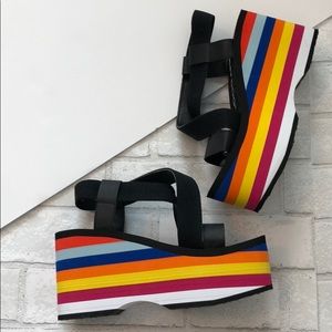 NEW! Rocketdog colorblock platform sandals